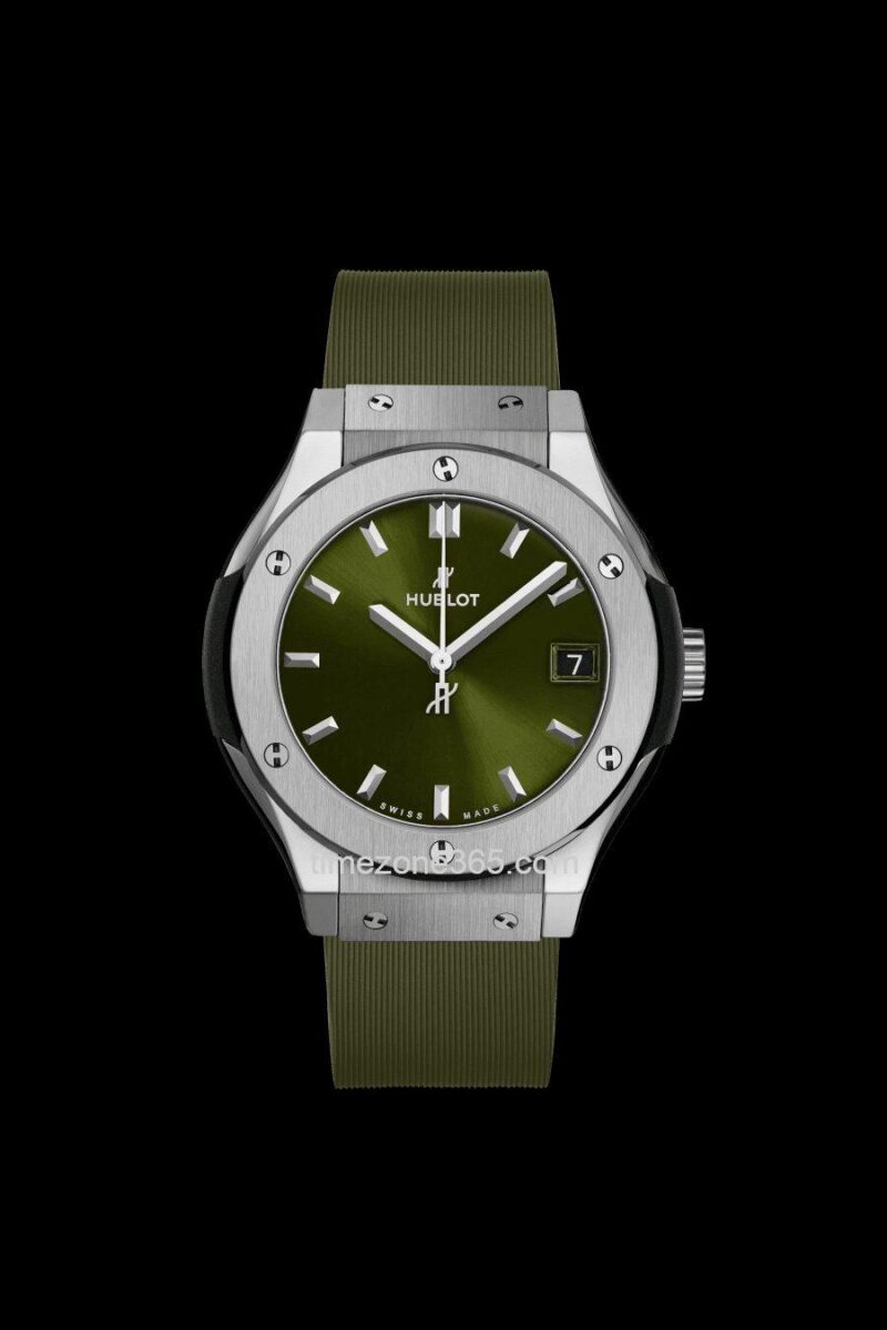 Hublot Classic Fusion Titanium Green 33Mm 581.Nx.8970.Rx