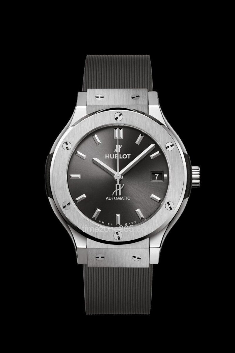 Hublot Classic Fusion Racing Grey Titanium 38Mm 565.Nx.7071.Rx