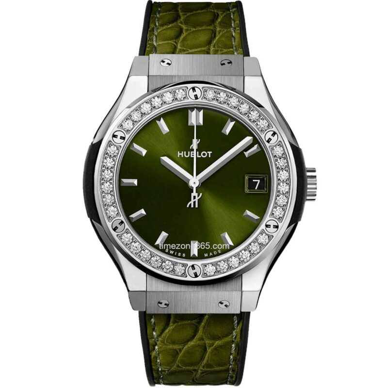 Hublot Classic Fusion Titanium Green Diamonds 33Mm 581.Nx.8970.Lr.1104