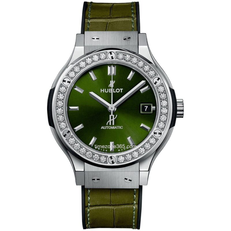 Hublot Classic Fusion Titanium Green Diamonds 38Mm 565.Nx.8970.Lr.1204