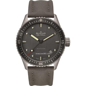 Blancpain Fifty Fathoms Bathyscaphe 43mm 5000-1210-G52A