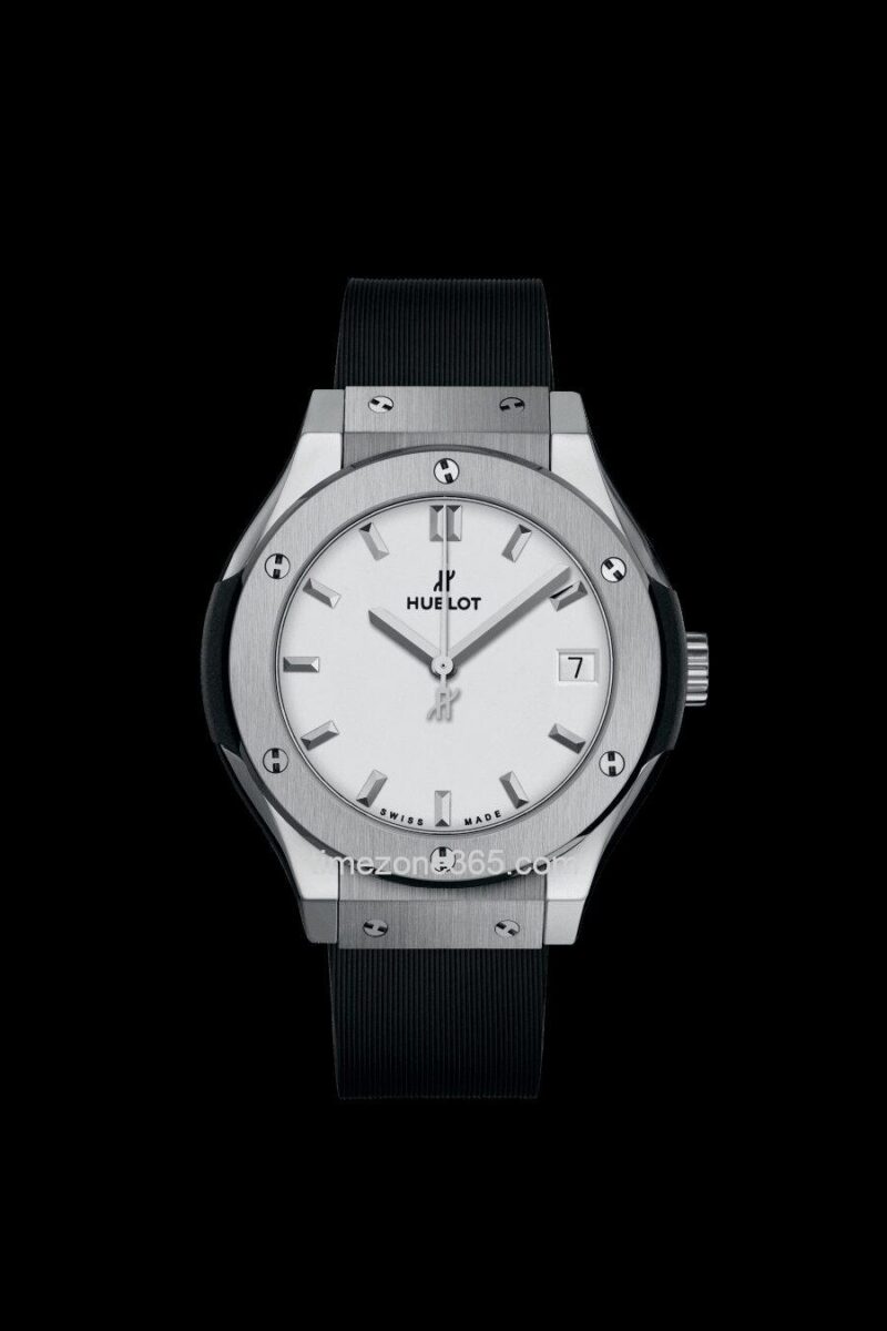 Hublot Classic Fusion Titanium Opalin 33Mm 581.Nx.2611.Rx