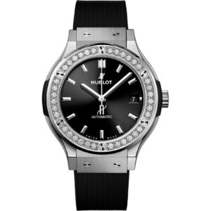 hublot classic fusion 38mm 565.nx.1470.rx.1204