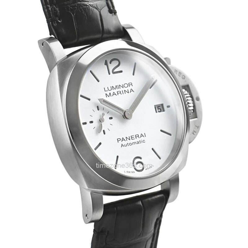 Panerai Luminor Quaranta 40Mm Pam01371 - Image 3