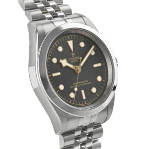 tudor black bay 41mm m79680 0001