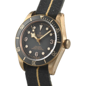 tudor black bay bronze 43mm m79250ba 0002